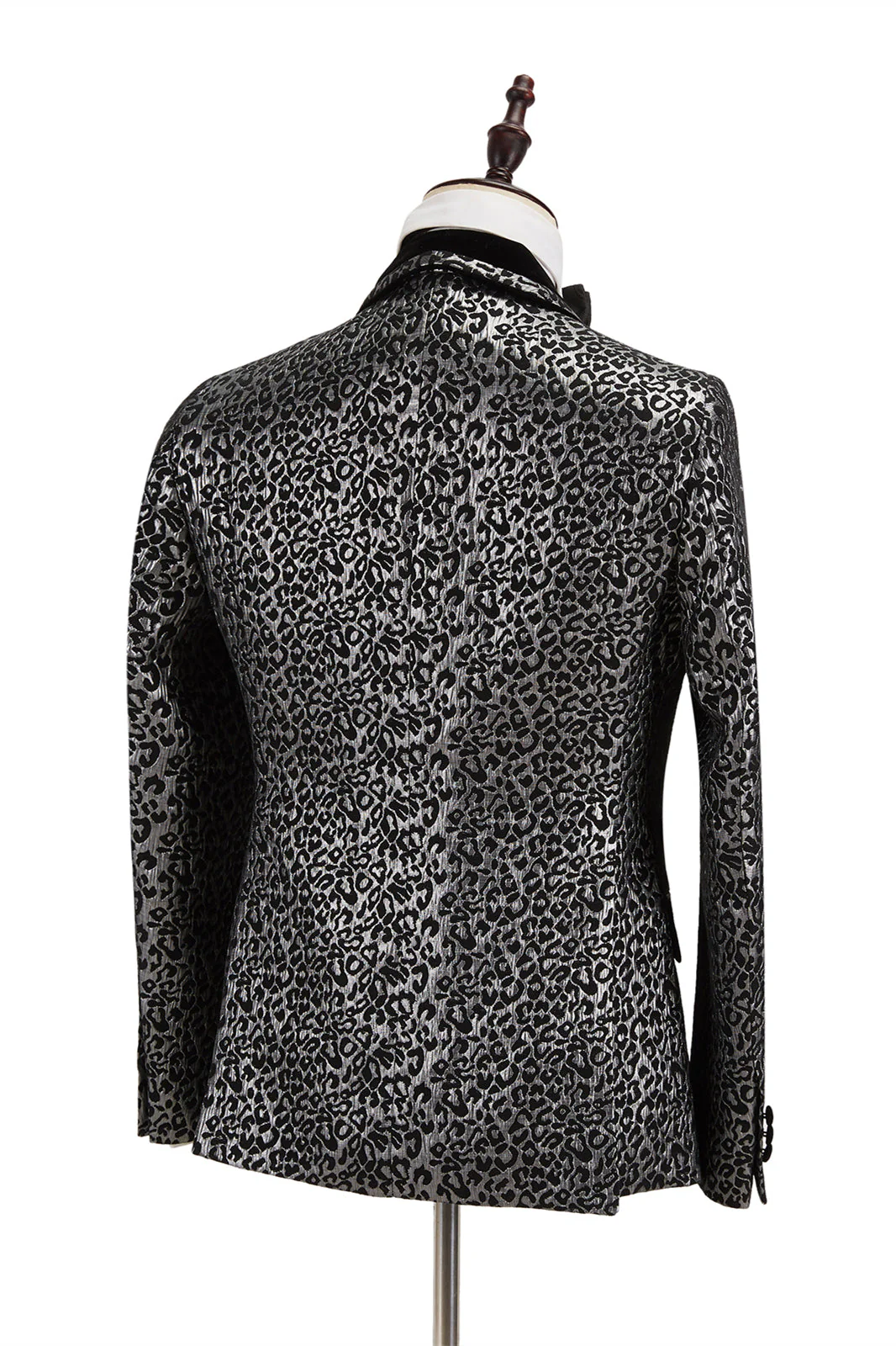Black Classy Silver Leopard Jacquard Men's Suit Shawl Lapel Double Breasted Wedding Suit for Formal - Image 2