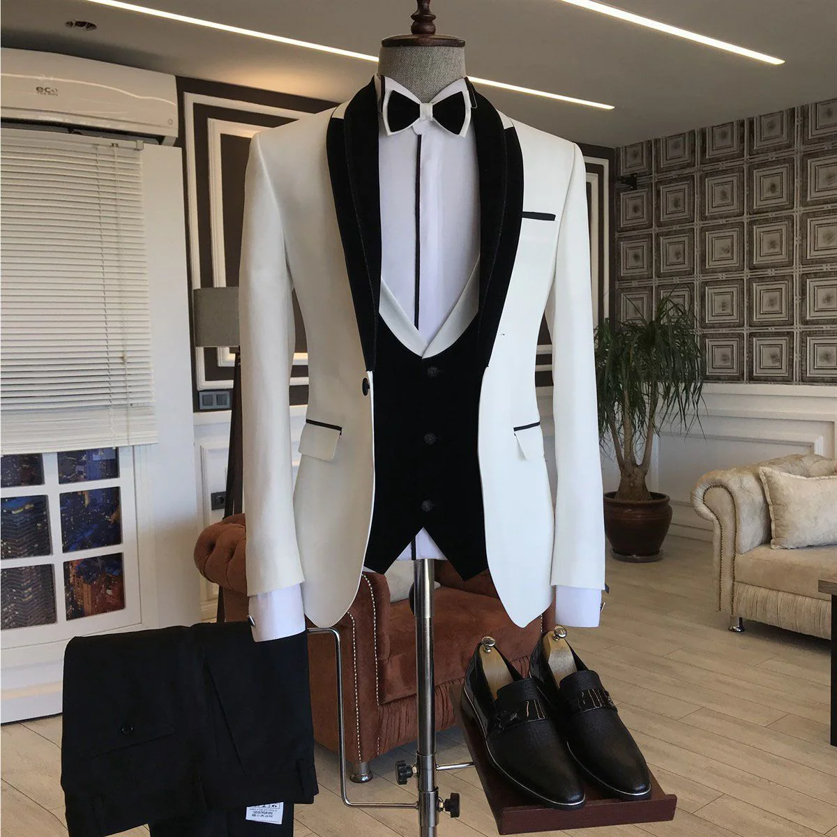 Black White Shawl Lapel Slim Fit Wedding Tuxedos - Image 2