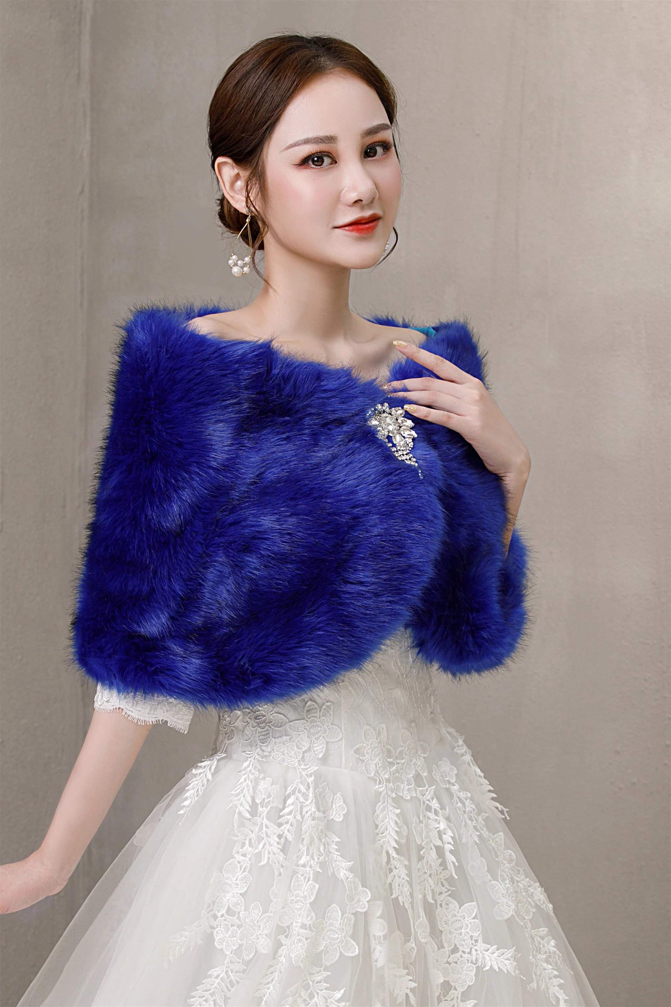 Royal Blue Ball-Style Wedding Gown Shawl - Image 3