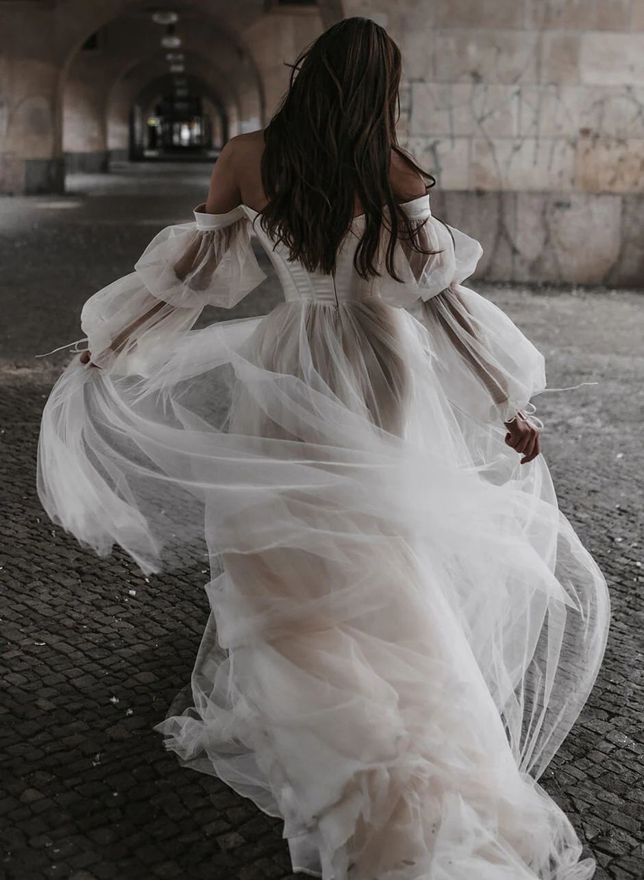 Boho Garden Tulle Off The Shoulder Long Sleeves A Line Wedding Dresses - Image 2