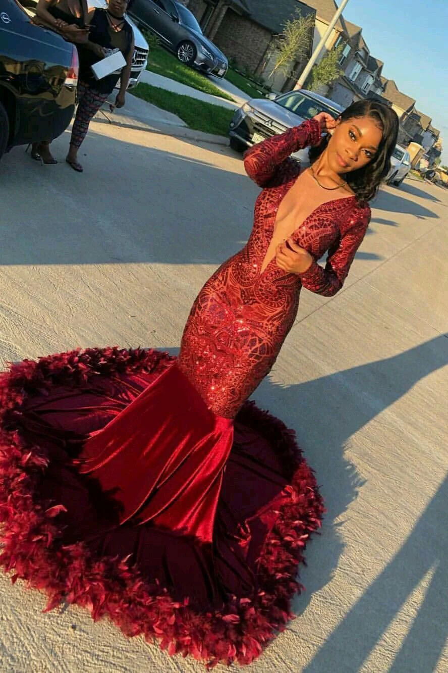 Burgundy Deep V-Neck Long Sleeve Mermaid Prom Dress With Sequins - Image 3