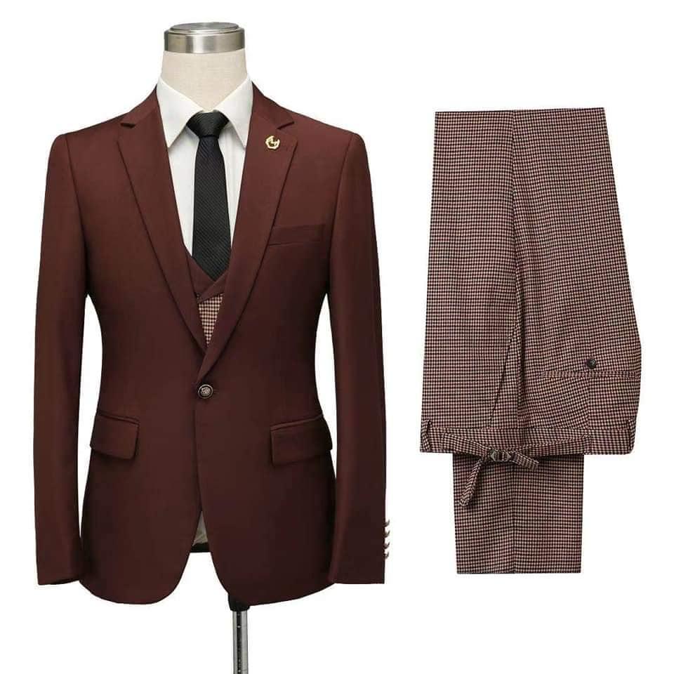 Burgundy Notched Lapel Fitted Men Marriage Suits - Image 4