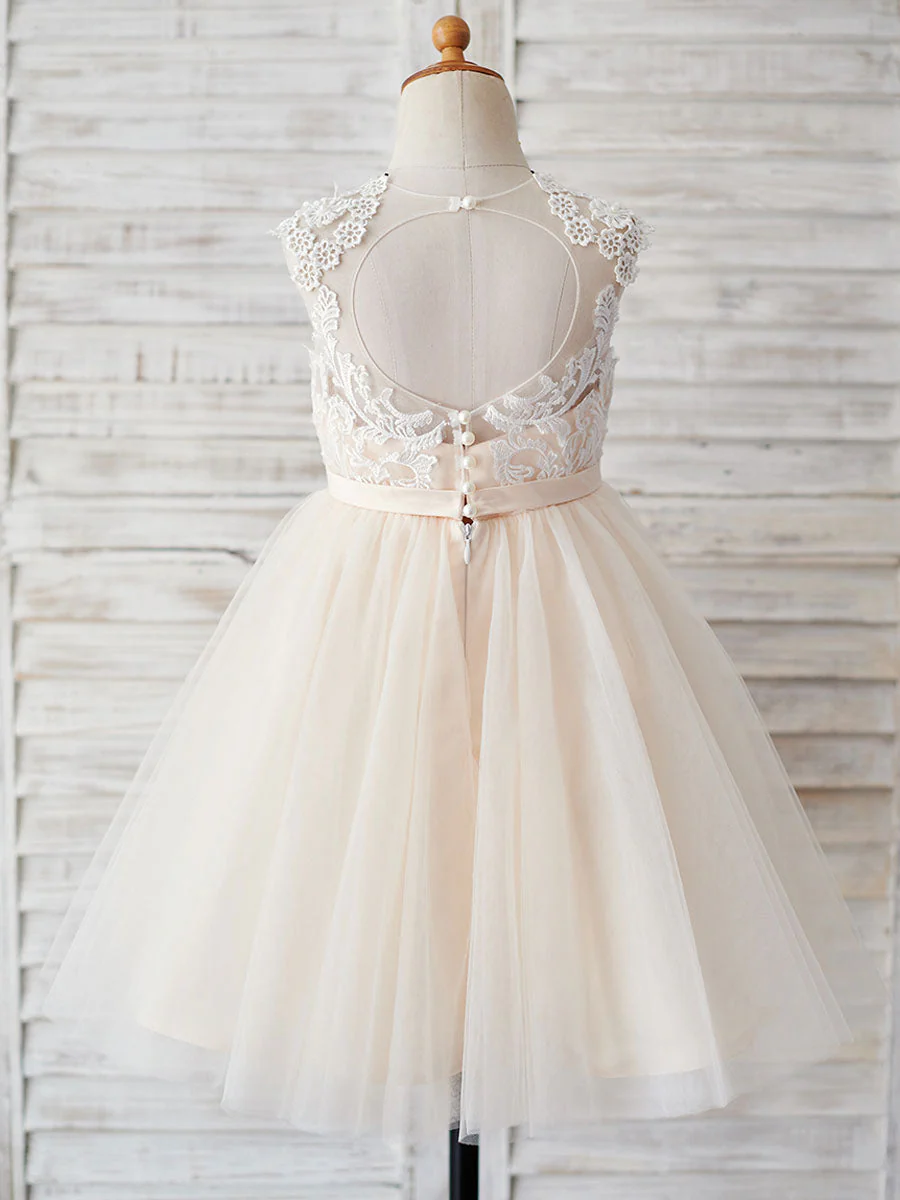 Champagne Jewel Neck Sleeveless Pearls Kids Party Dresses - Image 2