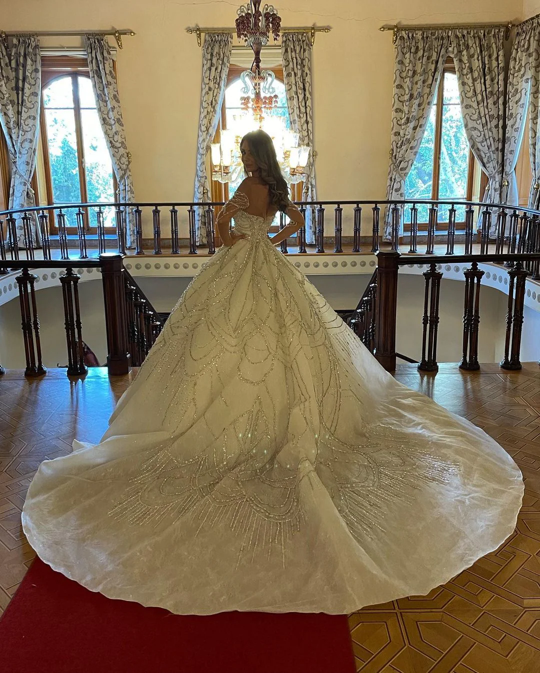 New Arrival Sweetheart Long Sleeves Lace Wedding Dress - Image 2
