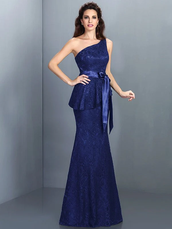 Mermaid Gorgeous One Shoulder Lace Sleeveless Long Lace Bridesmaid Dresses - Image 25
