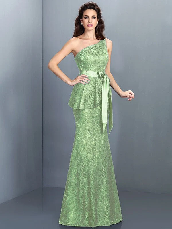 Mermaid Gorgeous One Shoulder Lace Sleeveless Long Lace Bridesmaid Dresses - Image 26