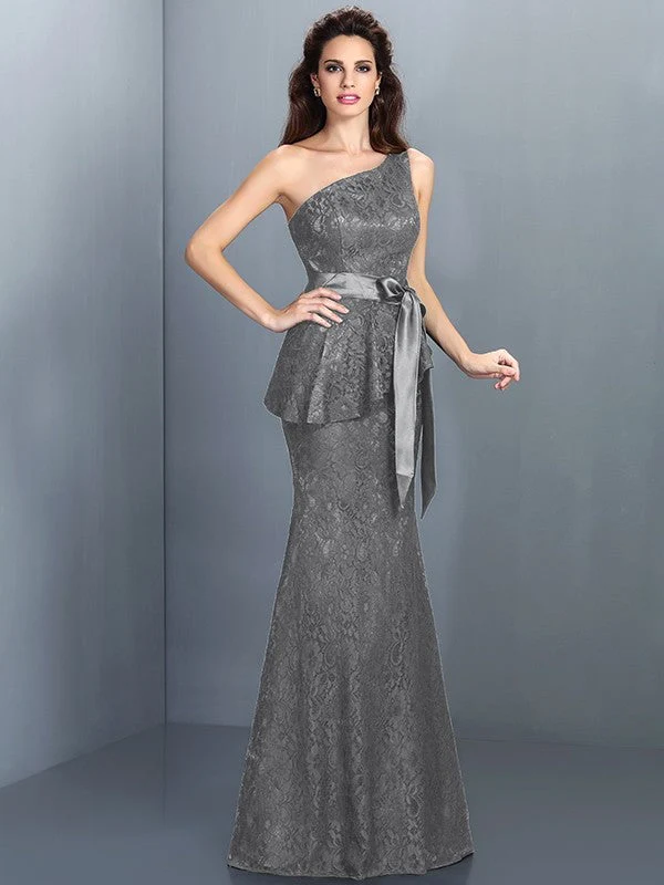 Mermaid Gorgeous One Shoulder Lace Sleeveless Long Lace Bridesmaid Dresses - Image 27