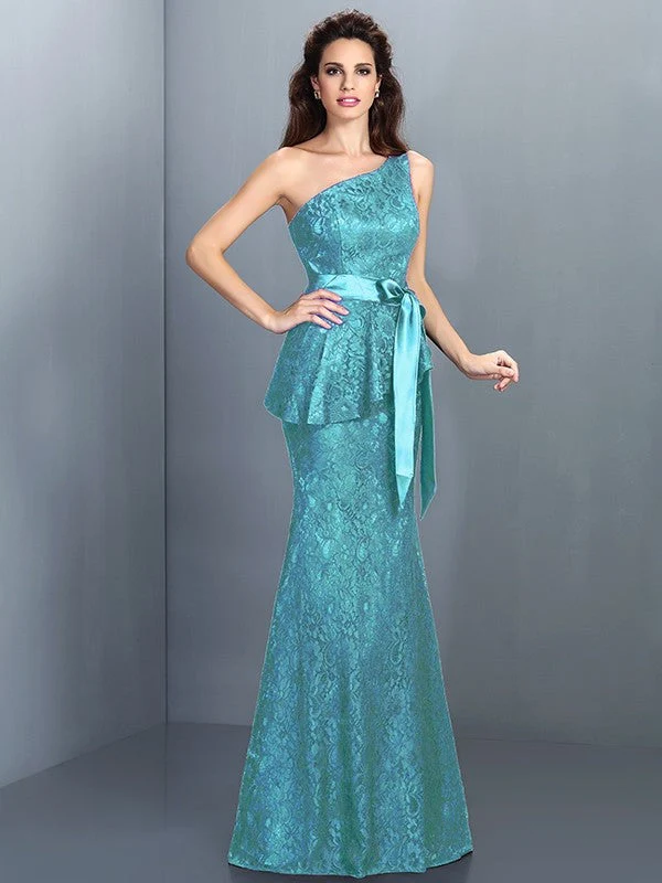Mermaid Gorgeous One Shoulder Lace Sleeveless Long Lace Bridesmaid Dresses - Image 3