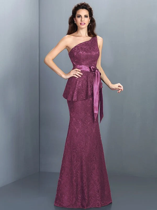 Mermaid Gorgeous One Shoulder Lace Sleeveless Long Lace Bridesmaid Dresses - Image 5