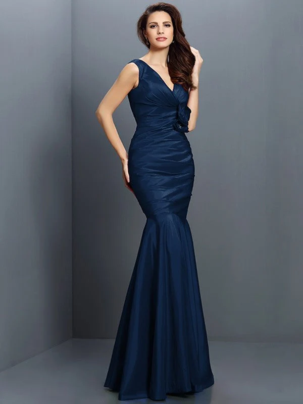 Mermaid Gorgeous V-neck Hand-Made Flower Sleeveless Long Taffeta Bridesmaid Dresses - Image 10