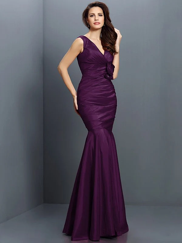 Mermaid Gorgeous V-neck Hand-Made Flower Sleeveless Long Taffeta Bridesmaid Dresses - Image 13