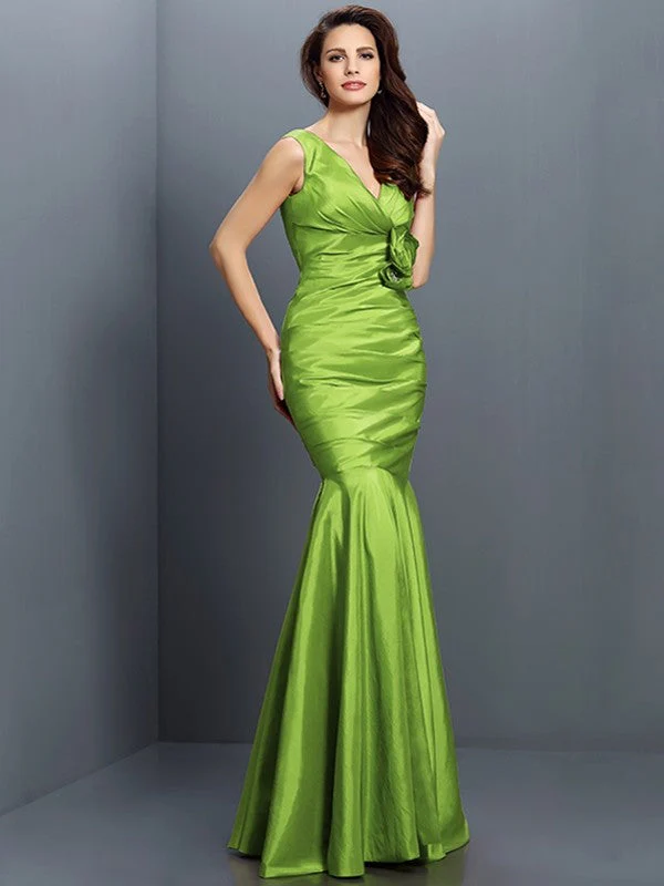 Mermaid Gorgeous V-neck Hand-Made Flower Sleeveless Long Taffeta Bridesmaid Dresses - Image 14
