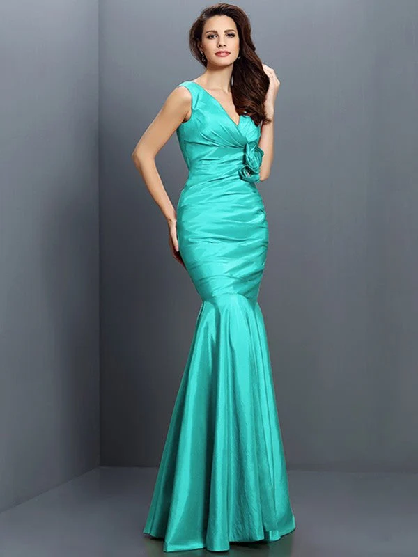 Mermaid Gorgeous V-neck Hand-Made Flower Sleeveless Long Taffeta Bridesmaid Dresses - Image 15
