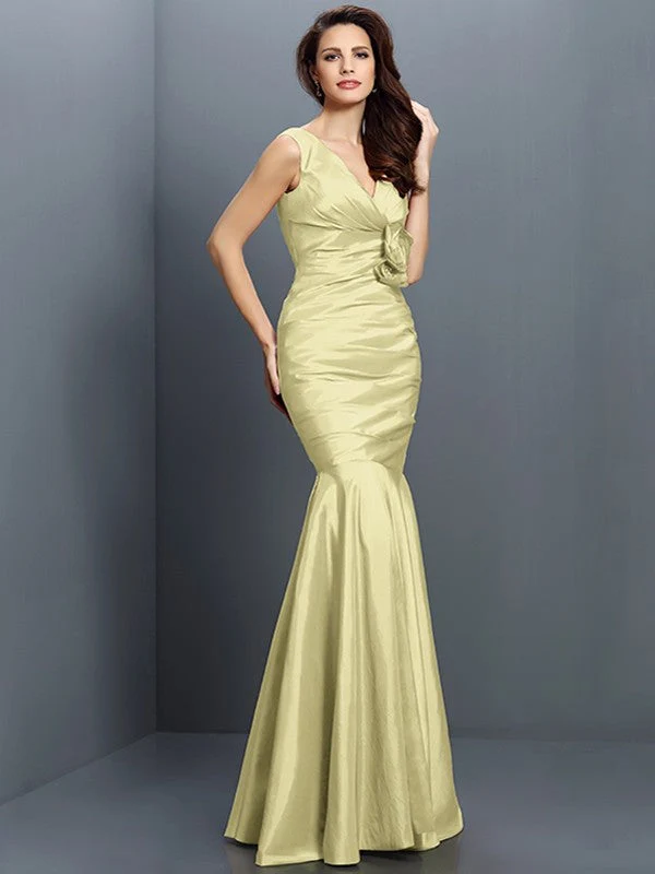 Mermaid Gorgeous V-neck Hand-Made Flower Sleeveless Long Taffeta Bridesmaid Dresses - Image 8