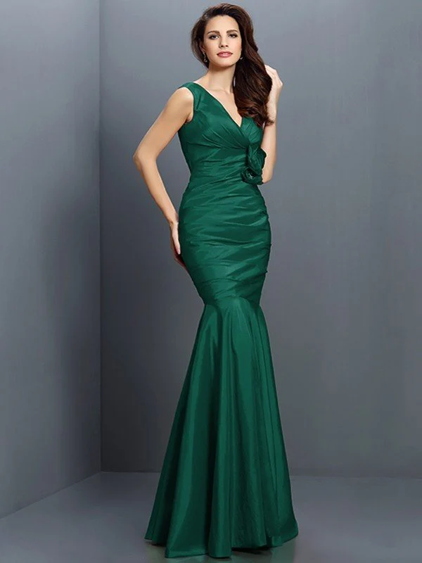 Mermaid Gorgeous V-neck Hand-Made Flower Sleeveless Long Taffeta Bridesmaid Dresses - Image 9