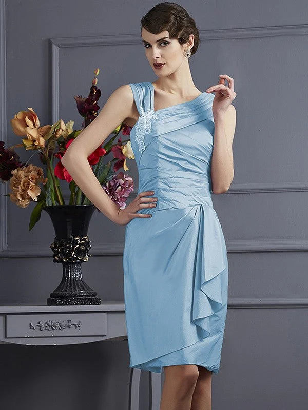 Charming Sleeveless Applique Short Taffeta Bridesmaid Dresses - Image 2