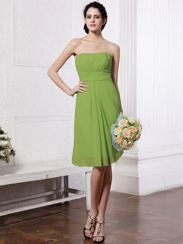 Charming Strapless Sleeveless Pleats Short Chiffon Bridesmaid Dresses - Image 14