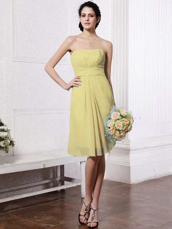 Charming Strapless Sleeveless Pleats Short Chiffon Bridesmaid Dresses - Image 8
