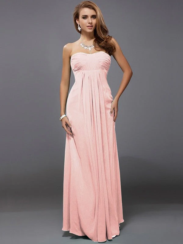 Charming Strapless Sleeveless Ruffles Long Chiffon Bridesmaid Dresses - Image 21