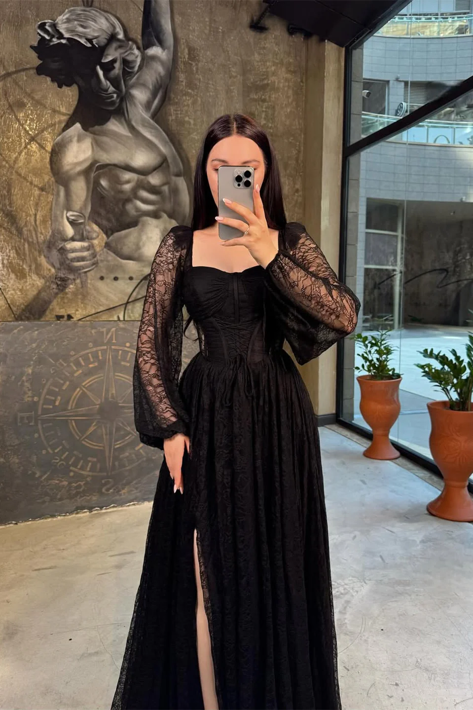 Chic Black Square Long Sleeve Prom Dress A-Line High Split On Sale - Image 2