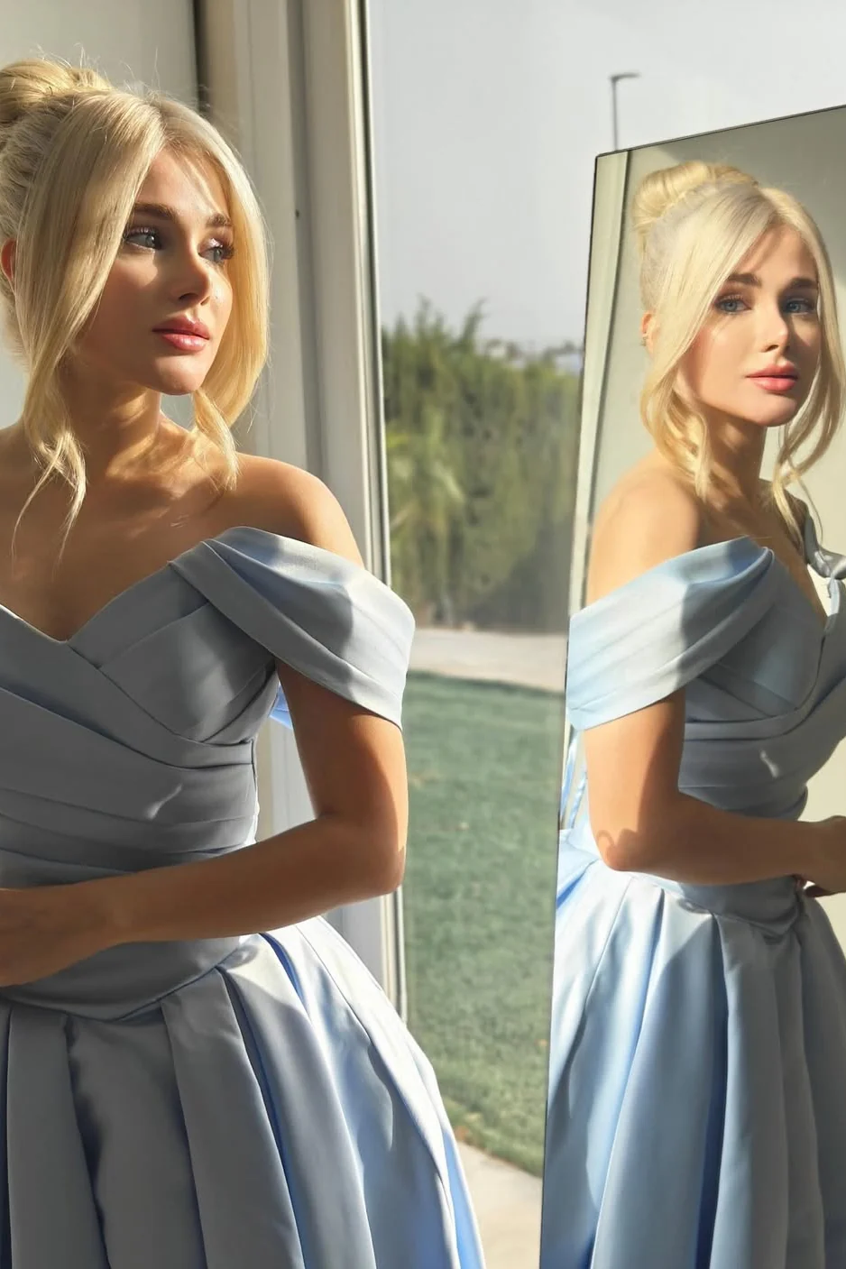 Chic Blue V-Neck Off-The-Shoulder Satin Prom Dress A-line Sleeveless Long With Pleats - Image 2