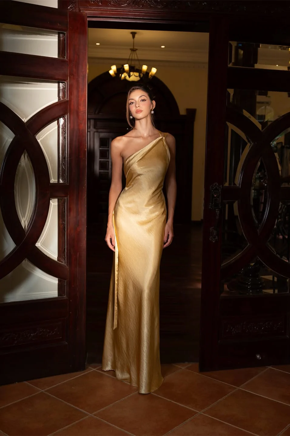 Chic Champagne Asymmetrical One Shoulder Satin Prom Dresses Backless Sleeveless With Flower - Image 4