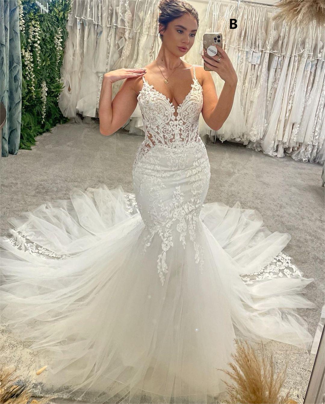 Elegant V-Neck Spaghetti Straps Sleeveless Mermaid Wedding Dress - Image 2