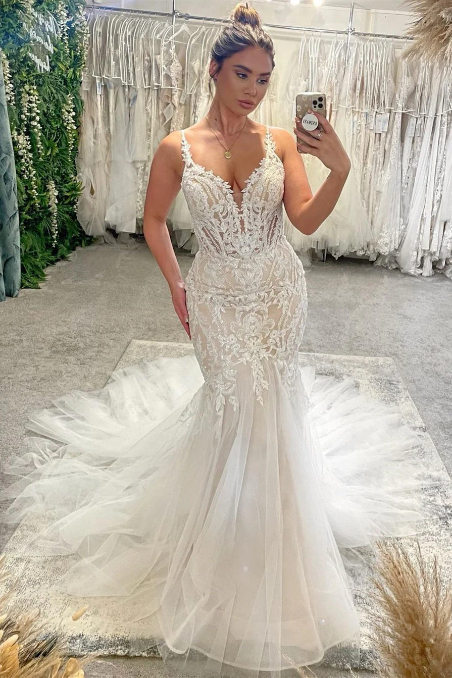 Elegant V-Neck Spaghetti Straps Sleeveless Mermaid Wedding Dress - Image 6