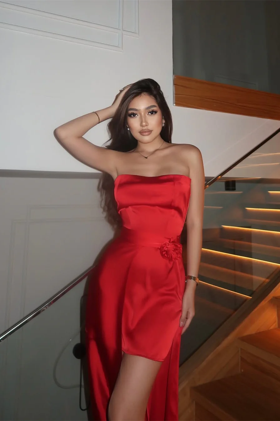 Chic Red Strapless Sleeveless Satin Mini Prom Dress Detachable With Zipper Flower - Image 4