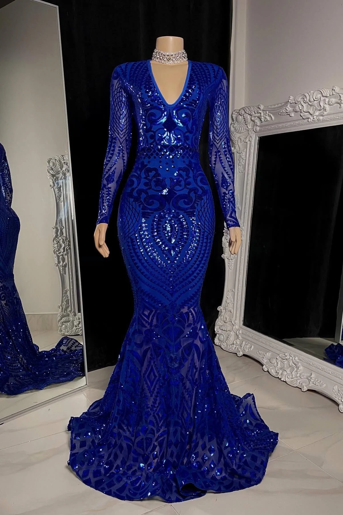Chic V-Neck Long Sleeves Mermaid Prom Dresses Sheath Long With Zipper - Image 3
