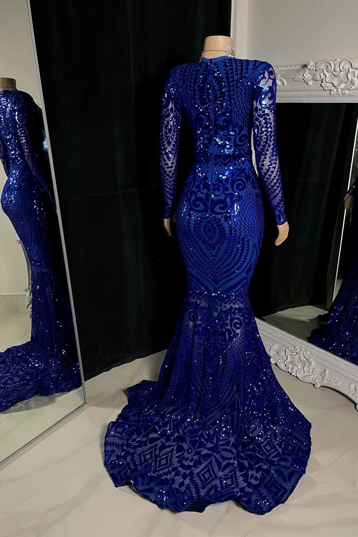Chic V-Neck Long Sleeves Mermaid Prom Dresses Sheath Long With Zipper - Image 4