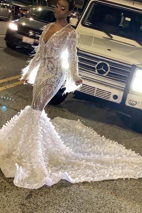 Chic V-neck Sparkle Beads Appliques Prom Dresses Long Sleeves Alluring Fit and Flare Evening Gowns - Image 2