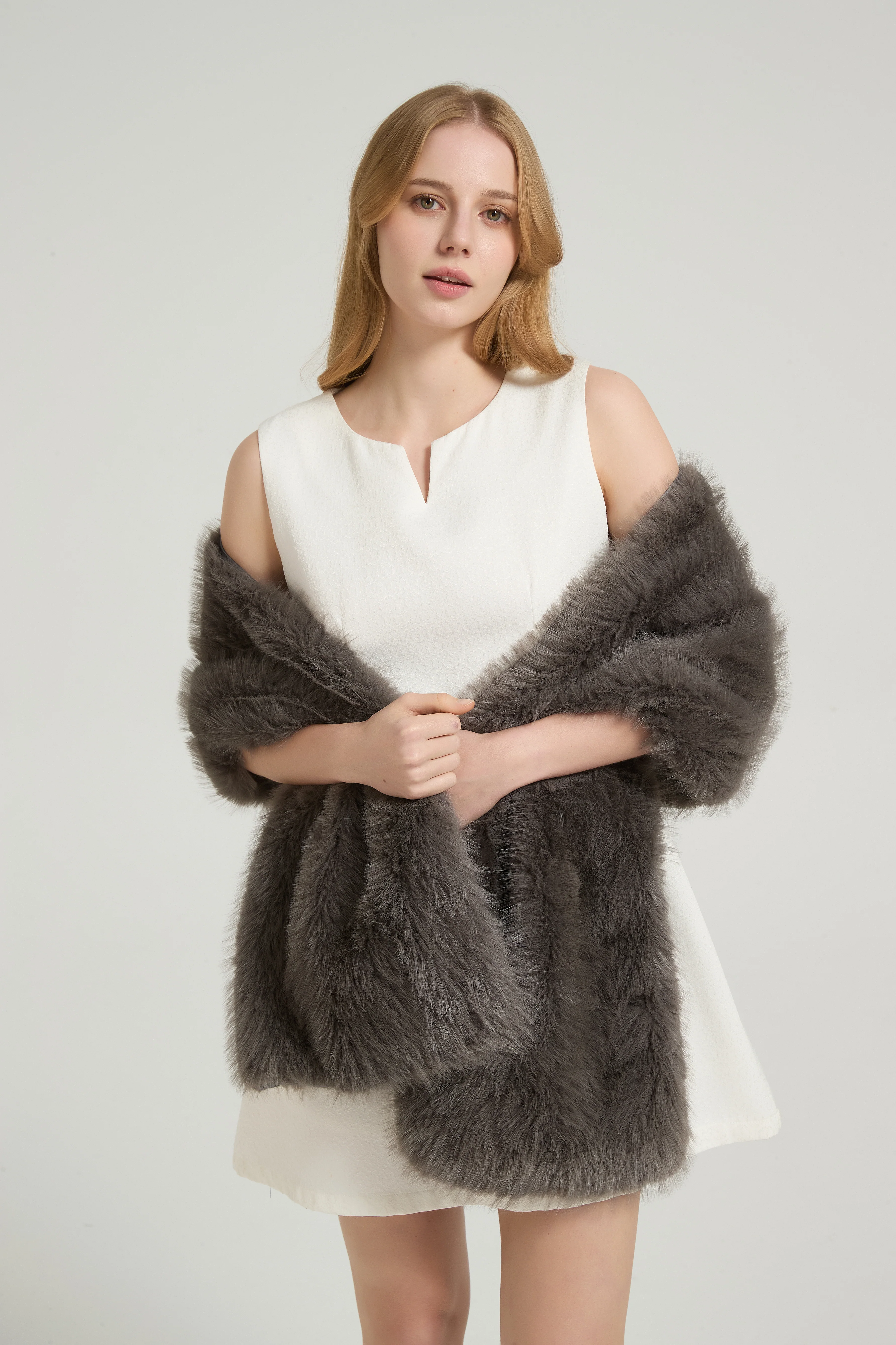 Classic Faux Fur Sleeveless Wedding Wraps Rectangle Bridal Cover - Image 17