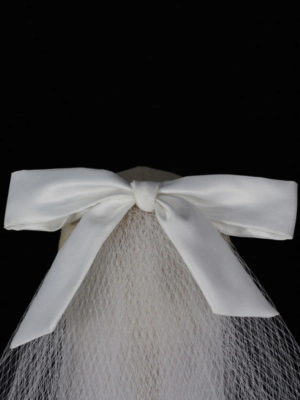 Classic Ivory Three-Tier Bows Mesh Cut Edge Medium Wedding Veil - Image 6