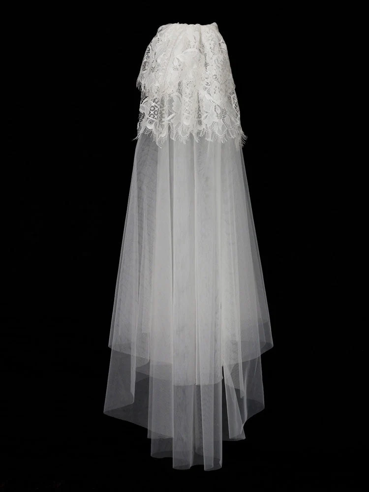 Classic Ivory Two-Tier Lace Tulle Cut Edge Wedding Veils - Image 2