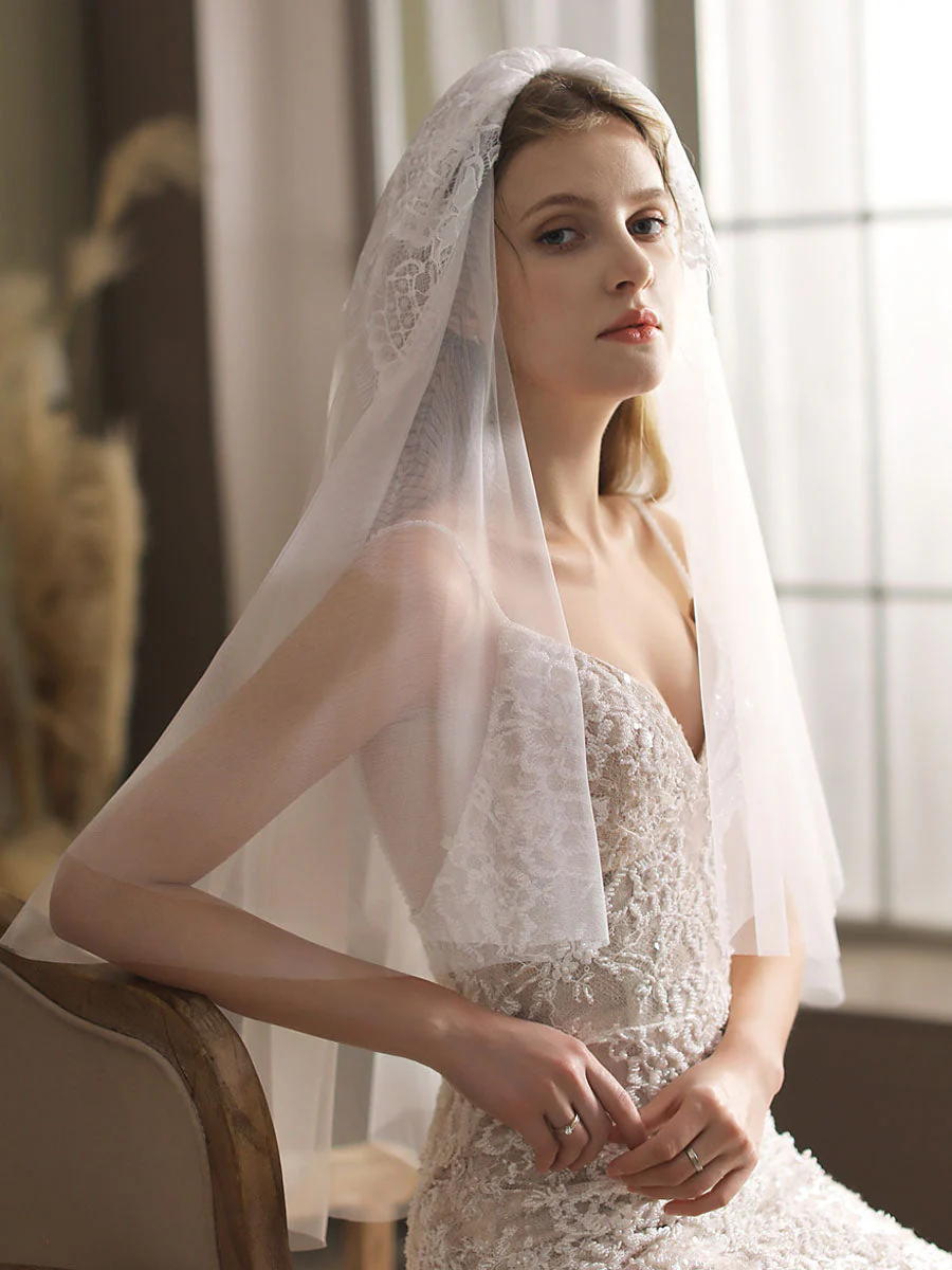 Classic Ivory Two-Tier Lace Tulle Cut Edge Wedding Veils - Image 5