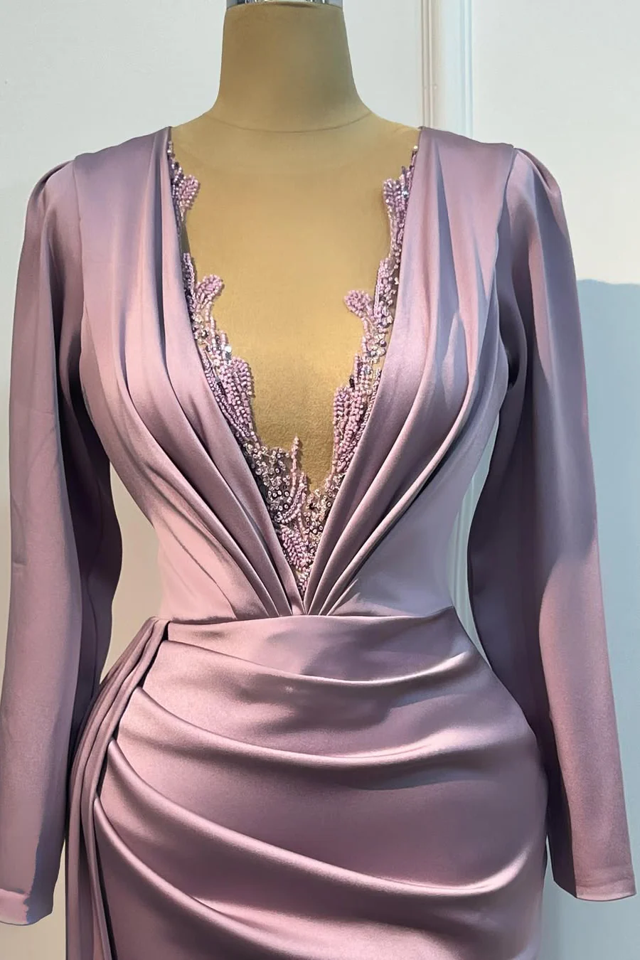 Classic Lilac V-Neck Long Sleeves Satin Prom Dresses Mermaid Column With Beads - Image 2