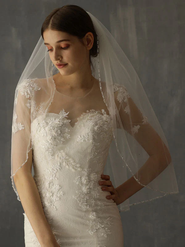Classic One Tier Piping Cut Edge Wedding Veils - Image 2