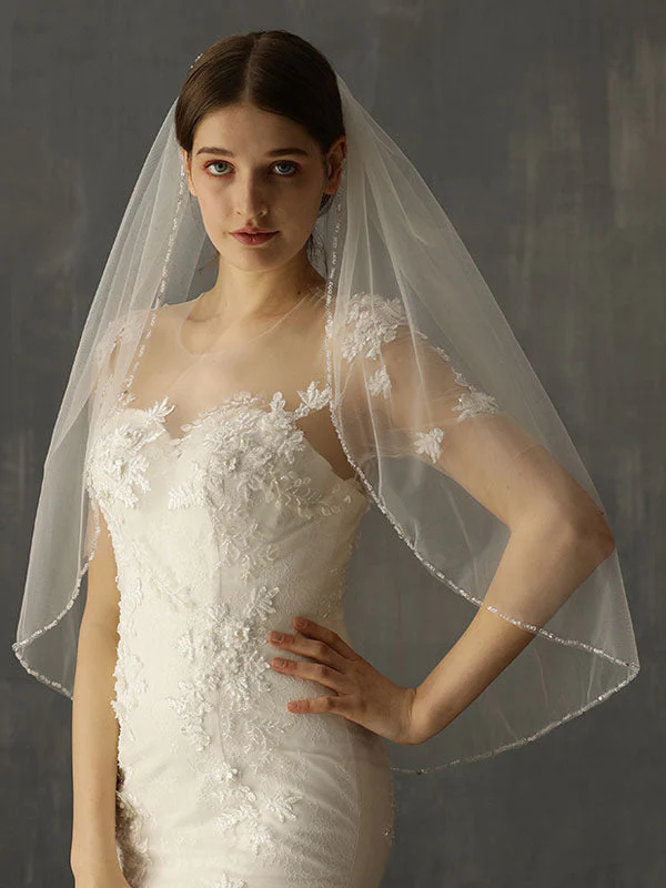 Classic One Tier Piping Cut Edge Wedding Veils - Image 3