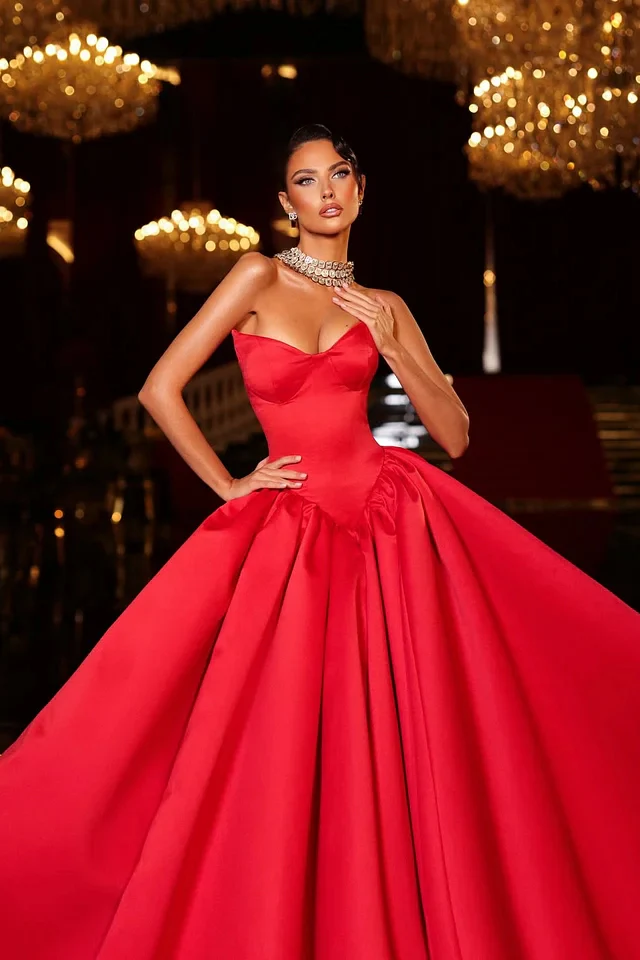Classic Red Sweetheart Strapless Sleeveless Satin Prom Dresses A-Line Ball Gown With Pleats - Image 3
