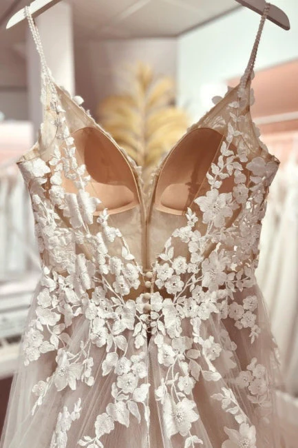 Classy V-Neck Spaghetti-Straps Sleeveless Long Lace Wedding Dresses Online - Image 4