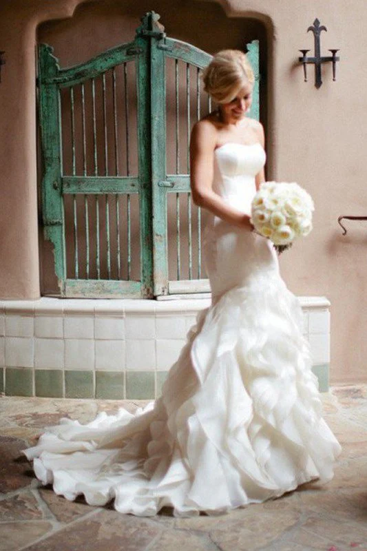 Court Train Mermaid Sleeveless Sweetheart Ruffless Satin Wedding Dresses - Image 4