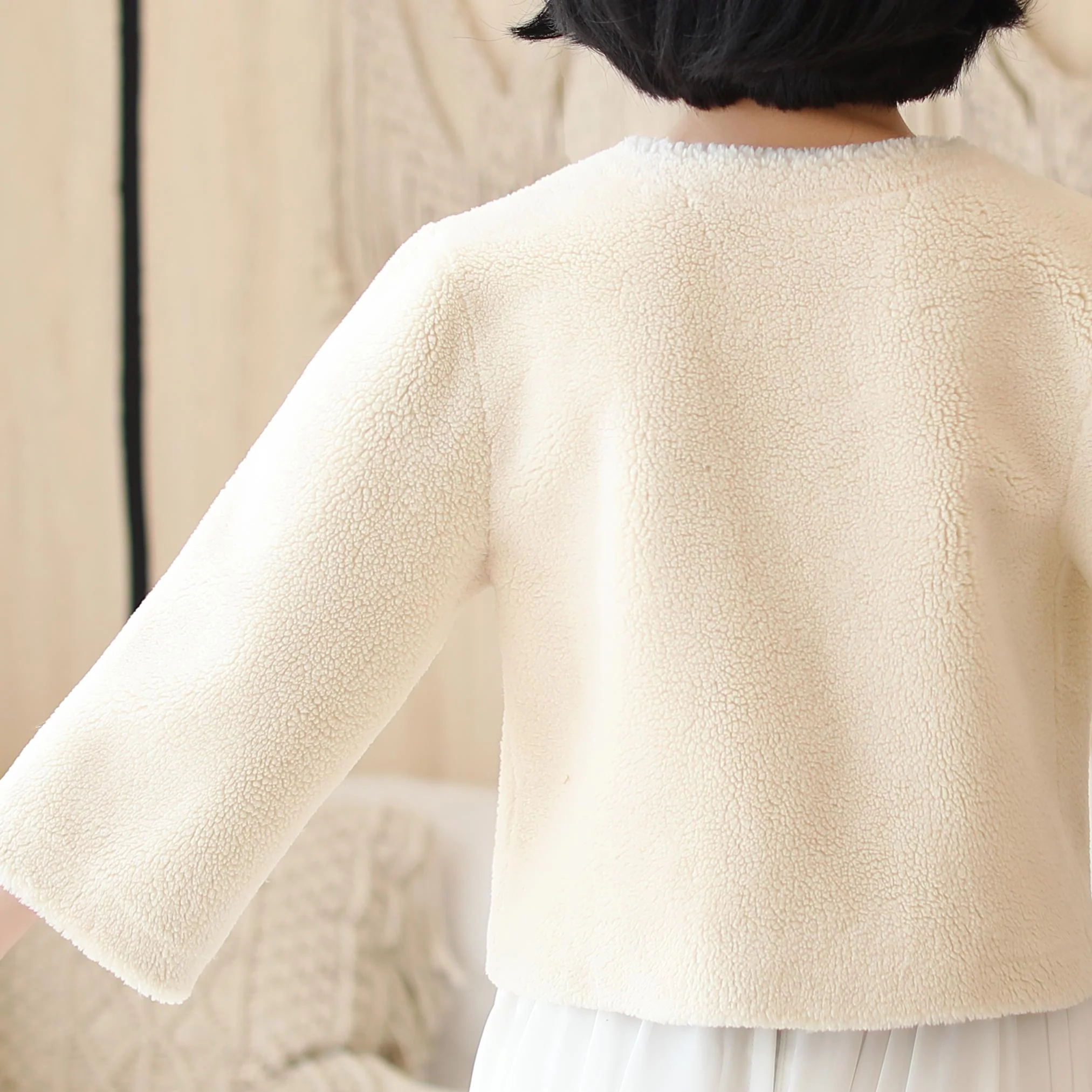 Cream White Faux Mink Fur Collarless Short Jacket & Wedding Shawl - Image 9