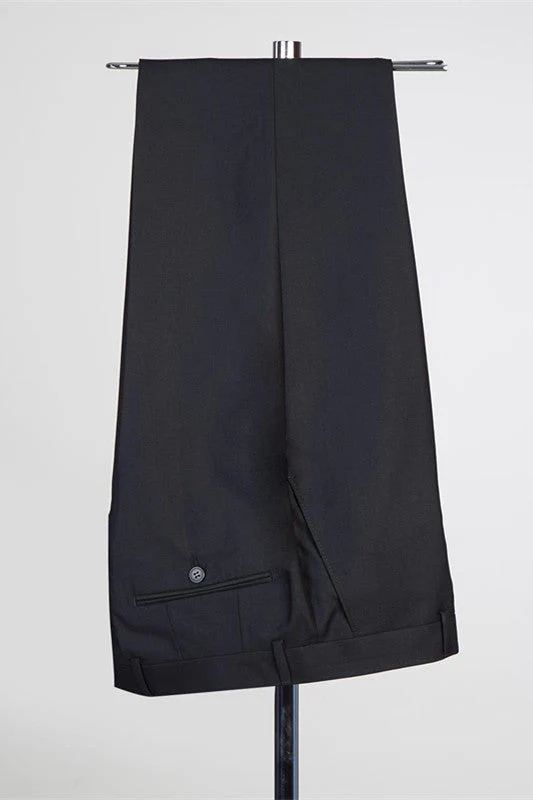 Custom design Black Peaked Lapel New in Men Marriage Suits - Image 2