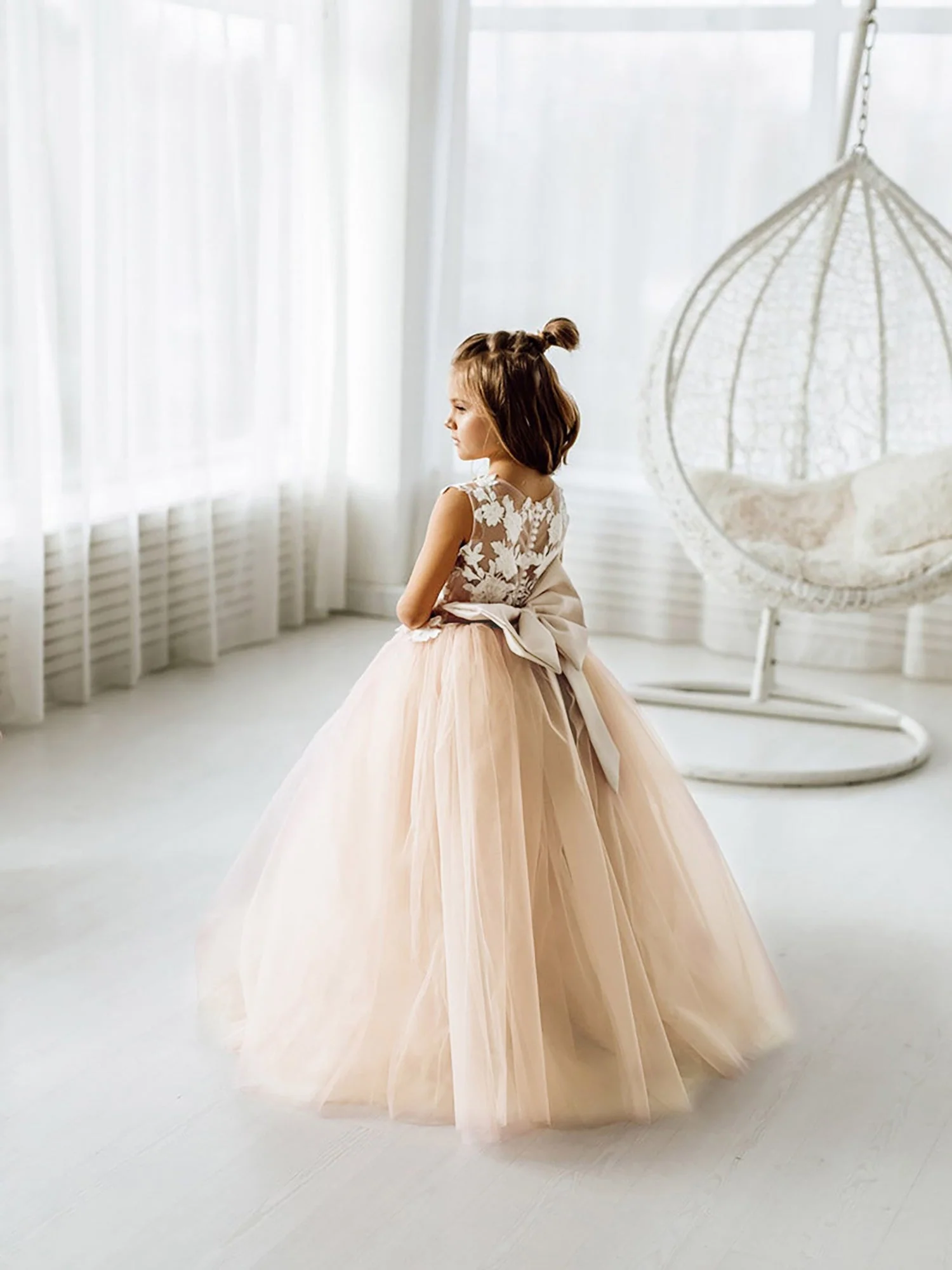 Lovely Puffy Sleeveless Flower Girl Dresses Lace Appliqued - Image 5