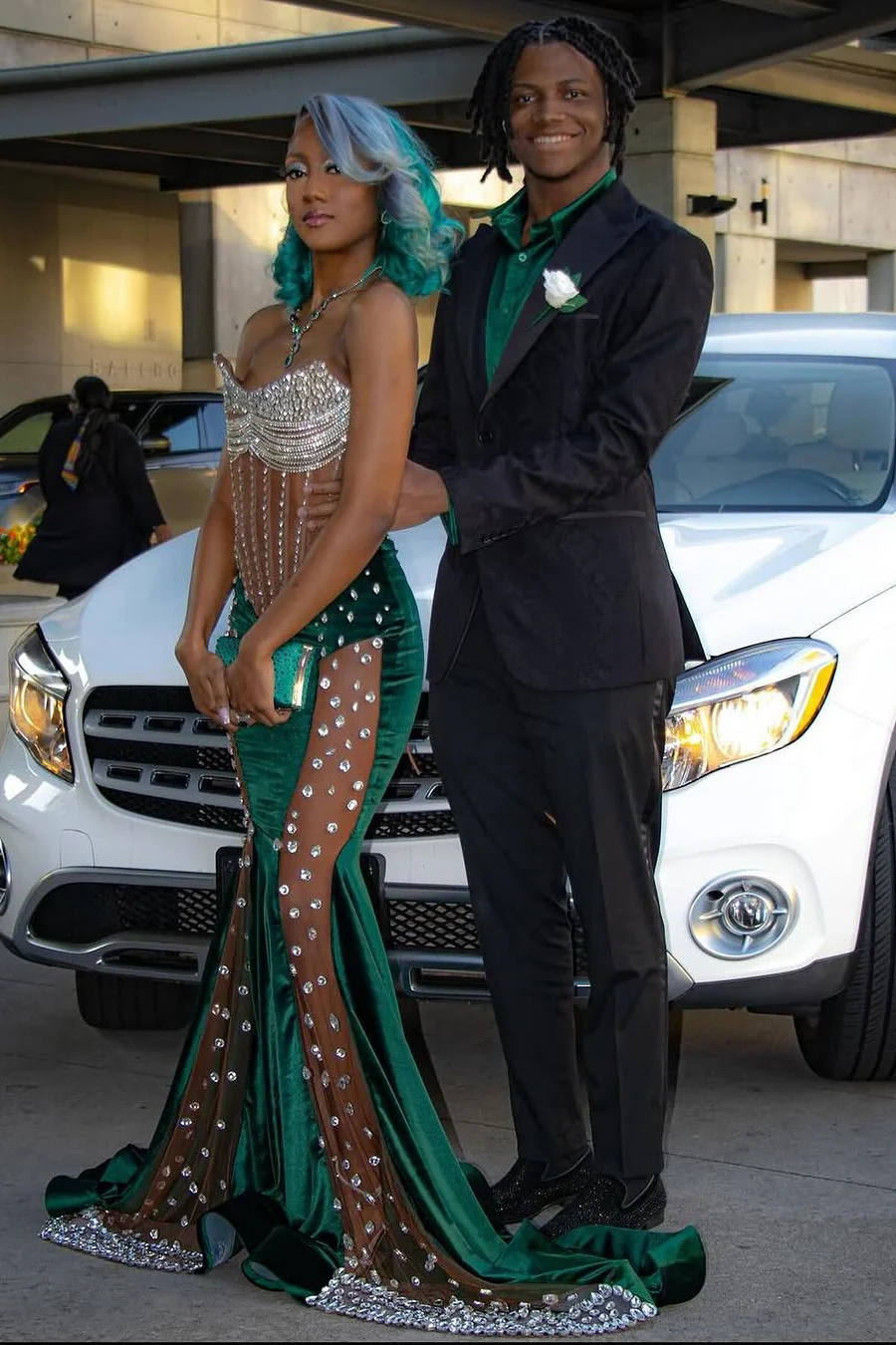 Dark Green Sweetheart Silver Beaded See through Hot Prom Dresses - Image 3