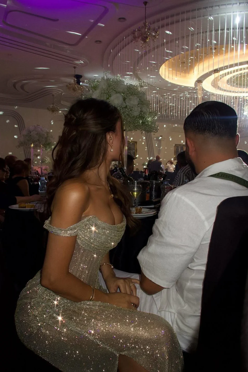 Dazzling Off-The-Shoulder Mermaid Prom Dresses Column Long With Pleats - Image 4