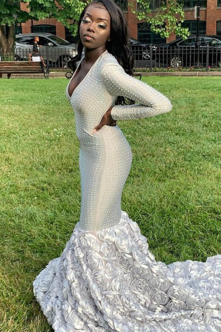 Dazzling Silver V-Neck Long Sleeves Mermaid Prom Dresses Column Gem With Flower - Image 2