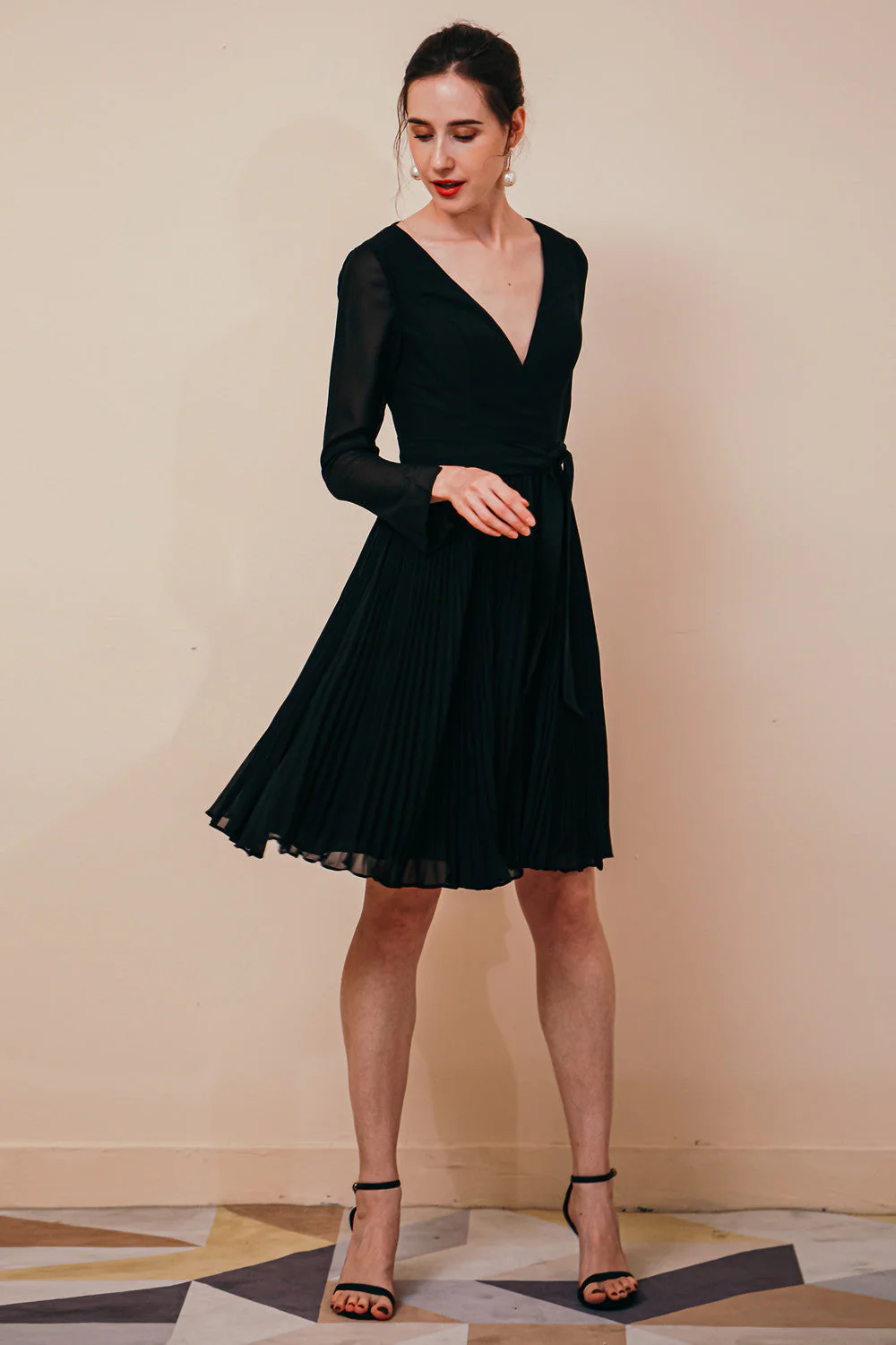 Deep V-neck Long sleeves Bowtie Little Black Dress - Image 2