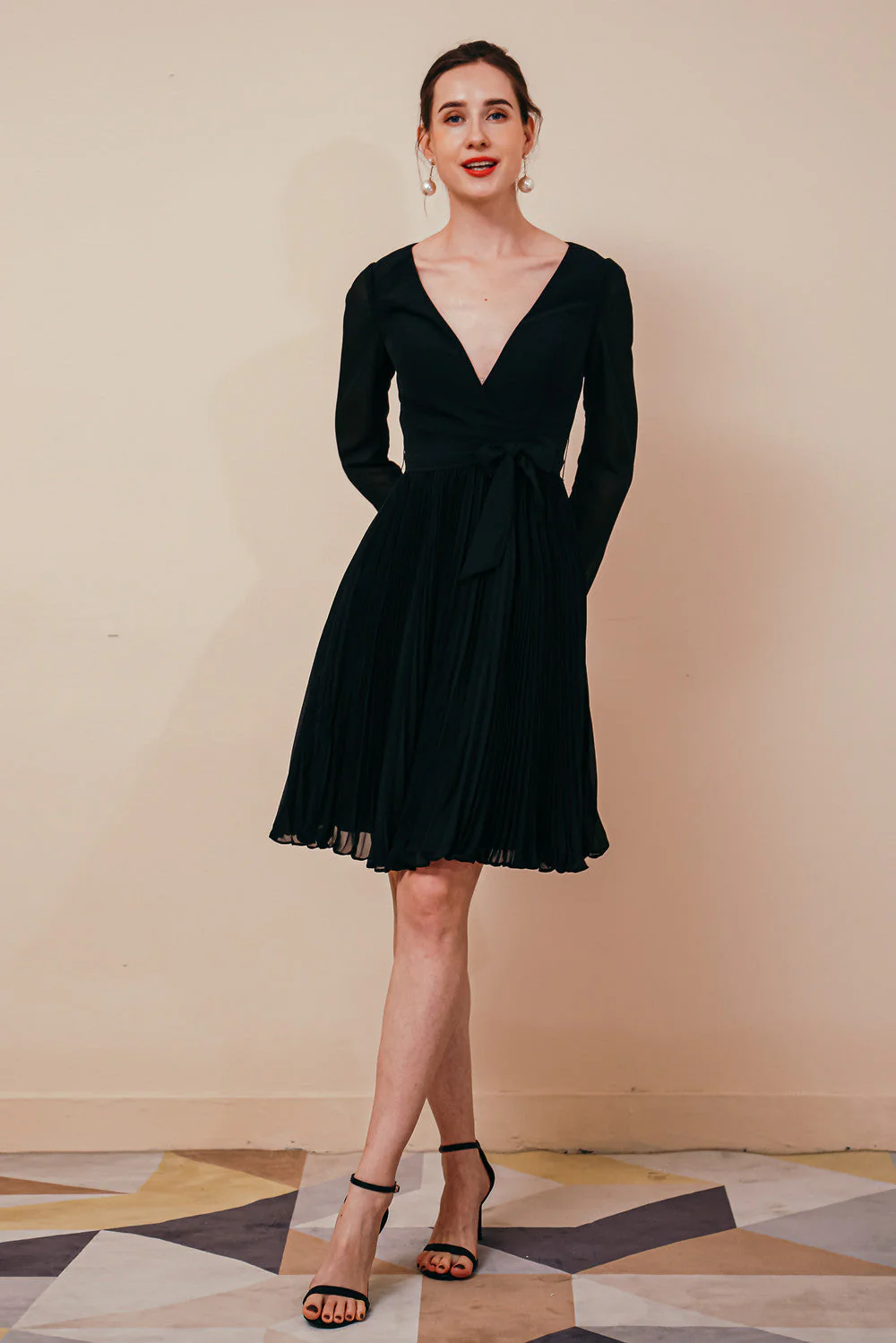 Deep V-neck Long sleeves Bowtie Little Black Dress - Image 6